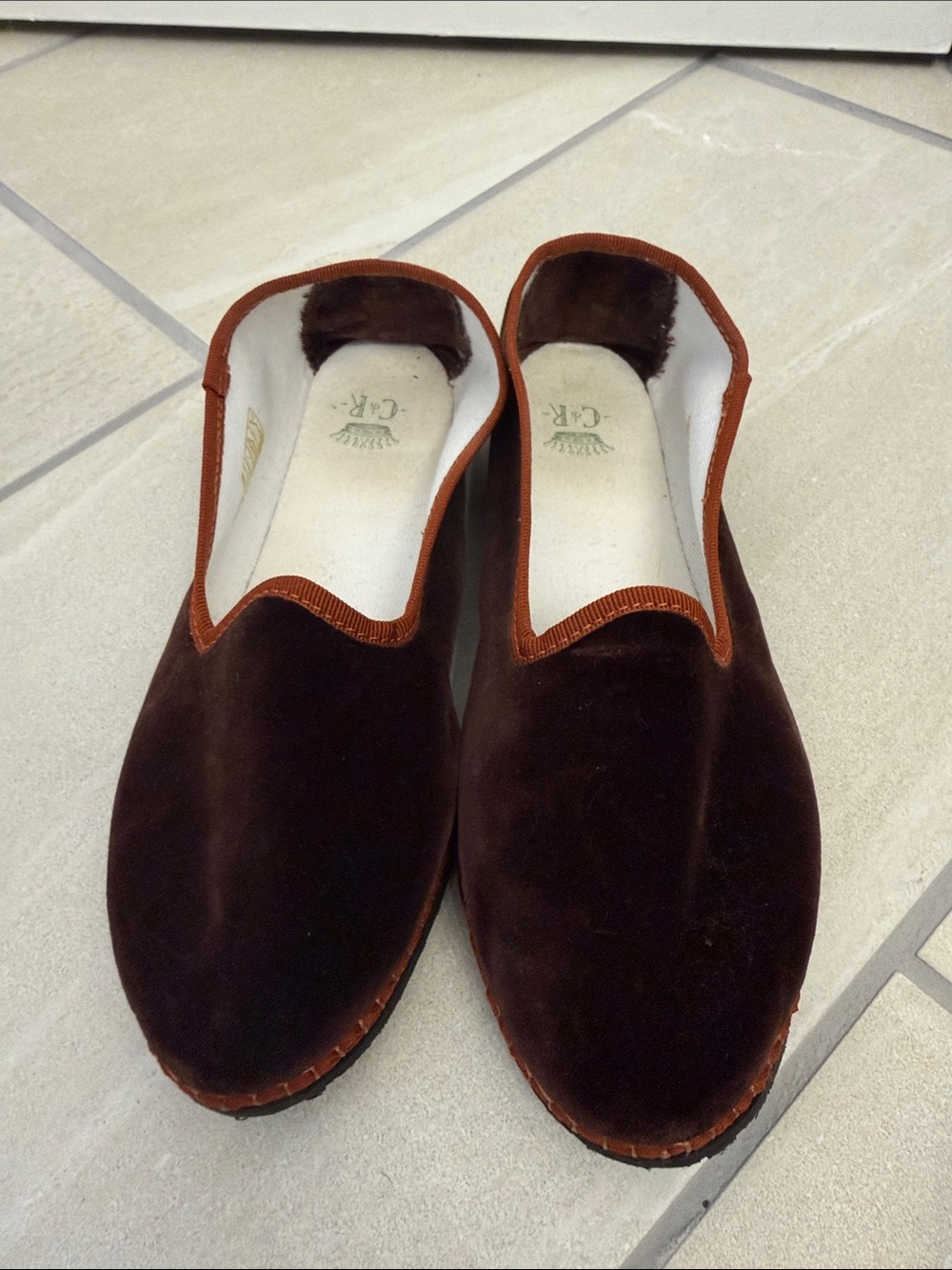 C di R crown luxury hotel slippers Women's Velvet Slip-On Slippers in Dark Brown
